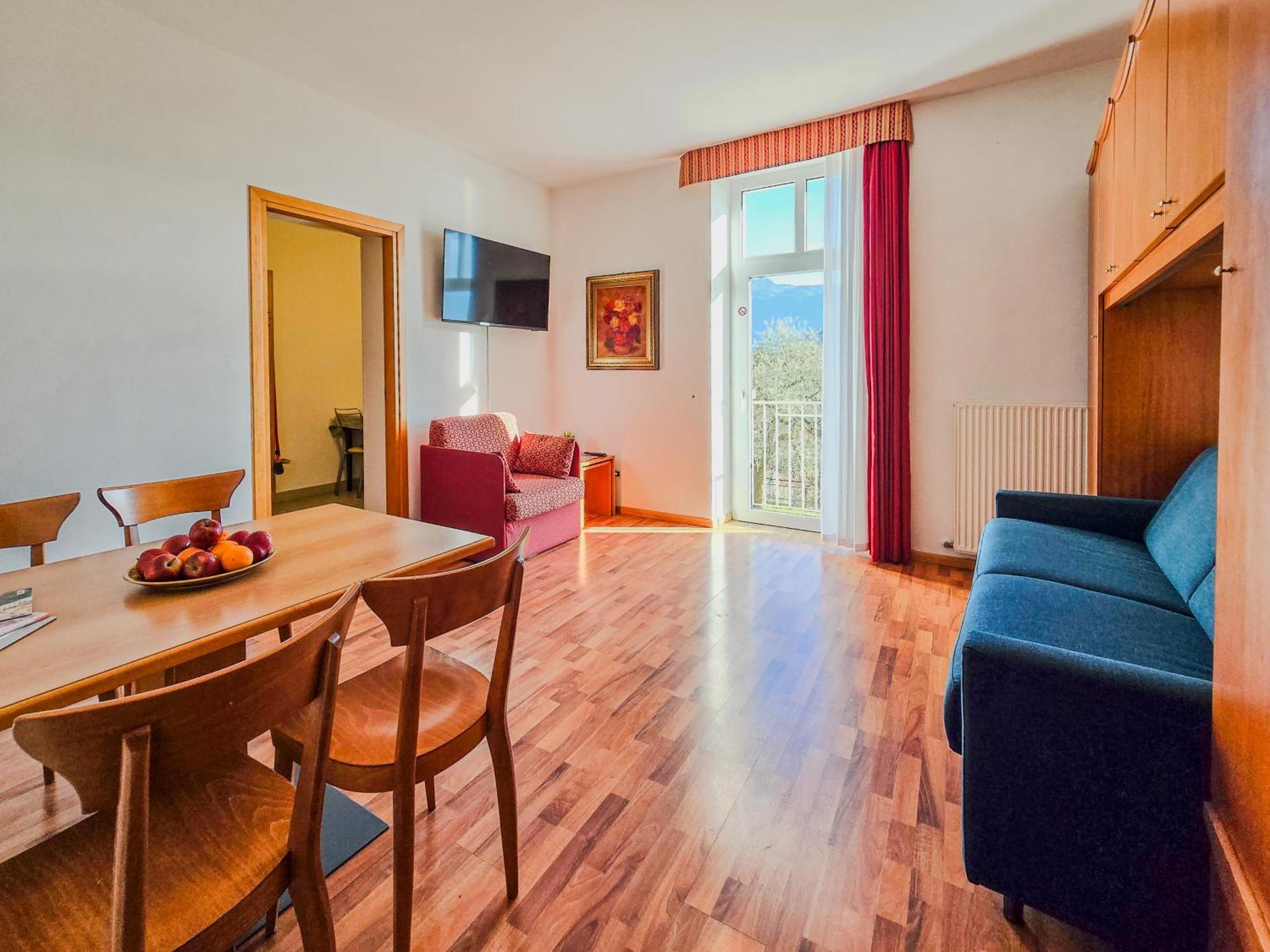Aparthotel Englovacanze ริวาเดลการ์ดา ภายนอก รูปภาพ